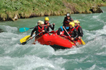 Personen beim Rafting auf der Salza